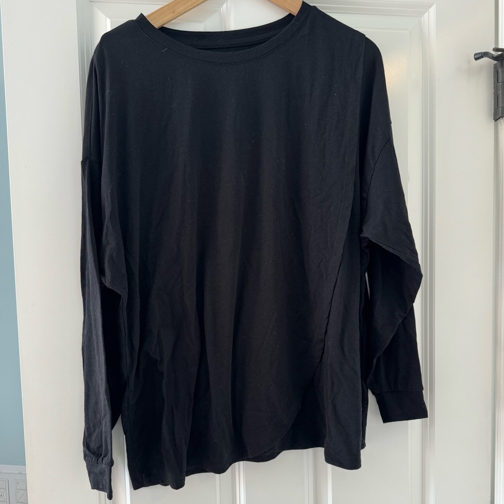 Old Navy Active Ultralite go-dry, black size large long sleeve top